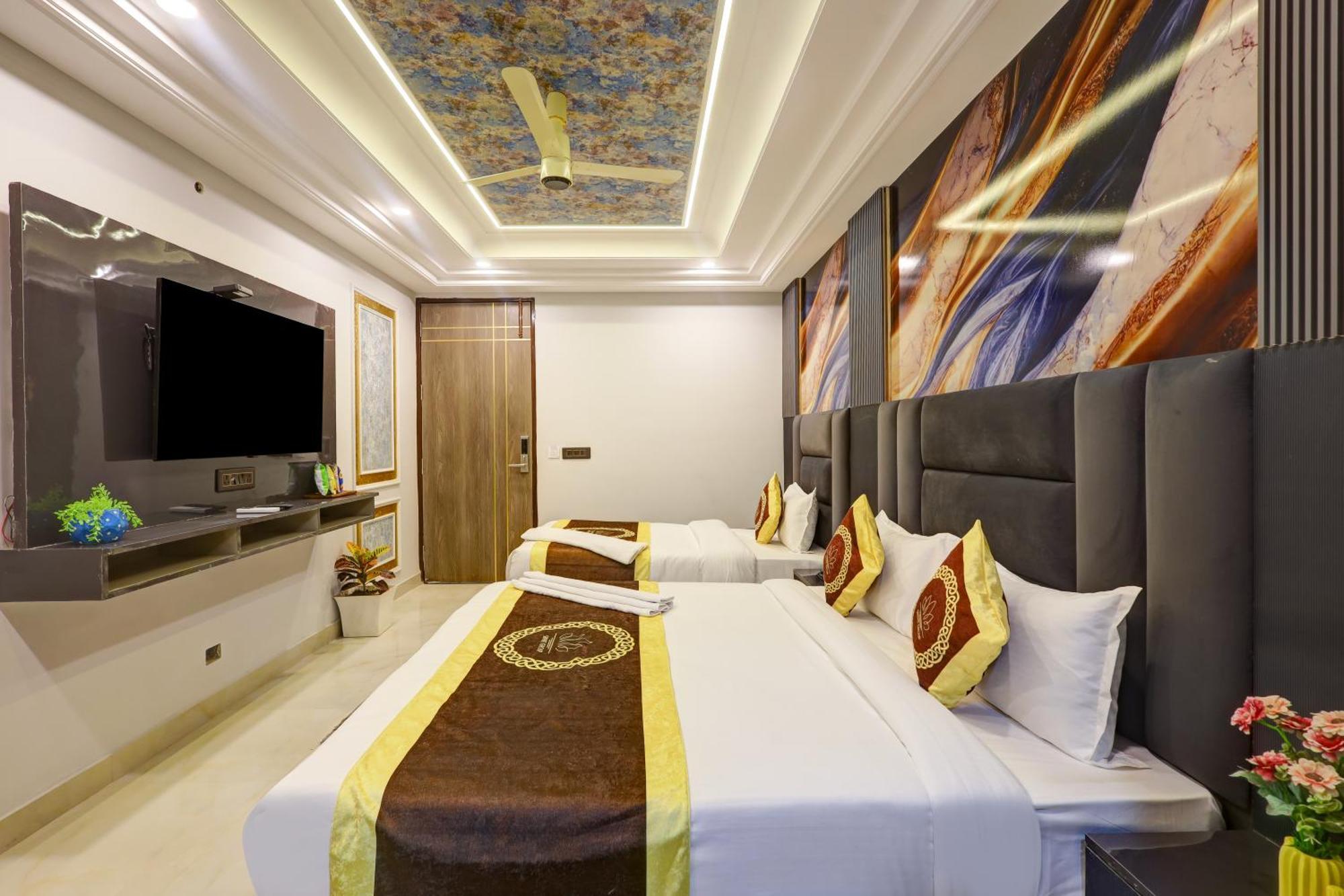 Hotel Armani Suites By Smart Group New Delhi Exterior photo